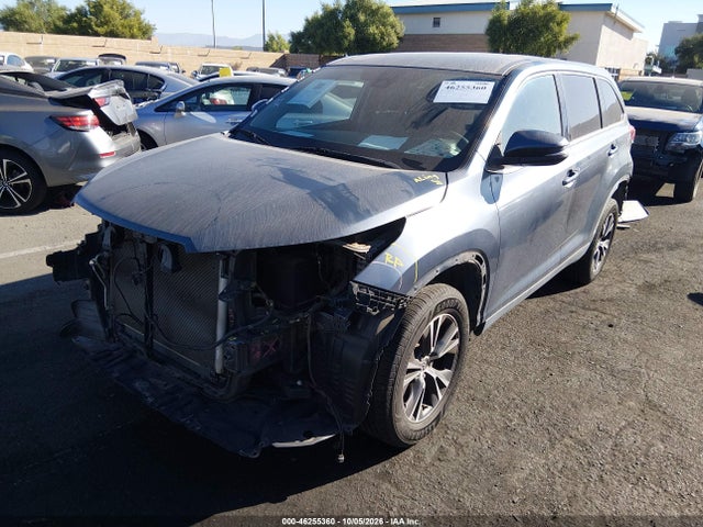 Toyota Highlander Le 2019 5TDZARFH3KS051305 Image 2