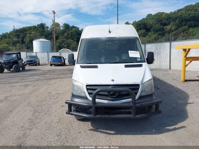 46255406 :رقم المزاد ، WD3PE8DC9E5829544 vin ، 2014 Mercedes-benz Sprinter 2500 High Roof مزاد بيع