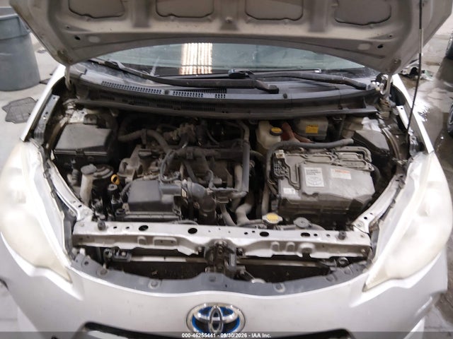 46255441 :رقم المزاد ، JTDKDTB37E1074152 vin ، 2014 Toyota Prius C One مزاد بيع