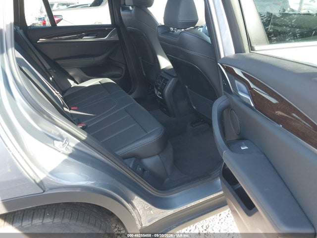 5UX53DP02R9W69047 BMW X3 Xdrive30i