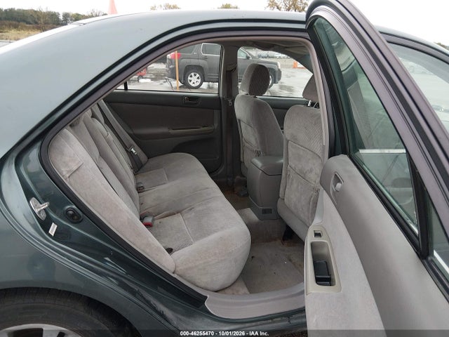 46255470 :رقم المزاد ، 4T1BF32K94U063843 vin ، 2004 Toyota Camry Le V6 مزاد بيع