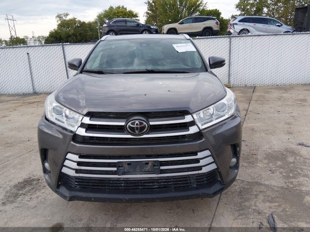 Продаж на аукціоні авто 2017 Toyota Highlander Xle, vin: 5TDJZRFH6HS419703, номер лоту: 46255471