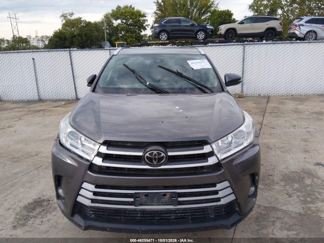 Продаж на аукціоні авто 2017 Toyota Highlander Xle, vin: 5TDJZRFH6HS419703, номер лоту: 46255471