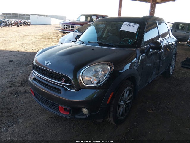 Mini Countryman Cooper S 2015 WMWZC3C58FWT05868 Image 2