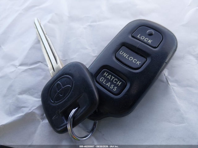 2004 Toyota Matrix Standard მანქანა იყიდება აუქციონზე, vin: 2T1LR32E04C225074, აუქციონის ნომერი: 46255507