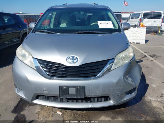 46255661 :رقم المزاد ، 5TDKK3DC9DS366566 vin ، 2013 Toyota Sienna Le V6 8 Passenger مزاد بيع