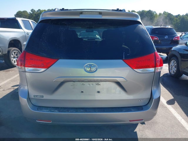 46255661 :رقم المزاد ، 5TDKK3DC9DS366566 vin ، 2013 Toyota Sienna Le V6 8 Passenger مزاد بيع