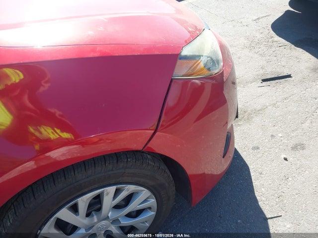 Продаж на аукціоні авто 2019 Toyota Corolla Le, vin: 5YFBURHE2KP932484, номер лоту: 46255675