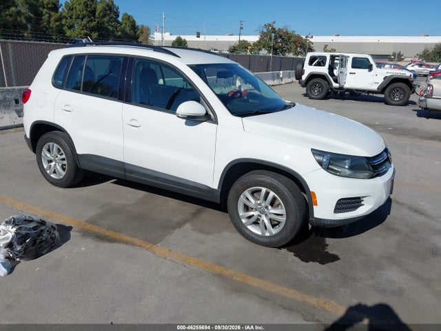 46255694 :رقم المزاد ، WVGAV7AX8HK002164 vin ، 2017 Volkswagen Tiguan 2.0t/2.0t S مزاد بيع