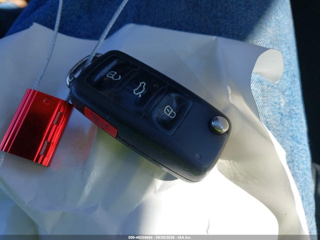 46255694 :رقم المزاد ، WVGAV7AX8HK002164 vin ، 2017 Volkswagen Tiguan 2.0t/2.0t S مزاد بيع