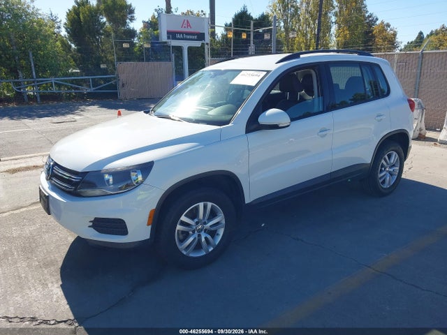 46255694 :رقم المزاد ، WVGAV7AX8HK002164 vin ، 2017 Volkswagen Tiguan 2.0t/2.0t S مزاد بيع