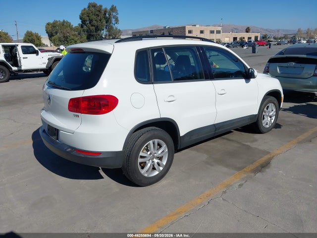 46255694 :رقم المزاد ، WVGAV7AX8HK002164 vin ، 2017 Volkswagen Tiguan 2.0t/2.0t S مزاد بيع