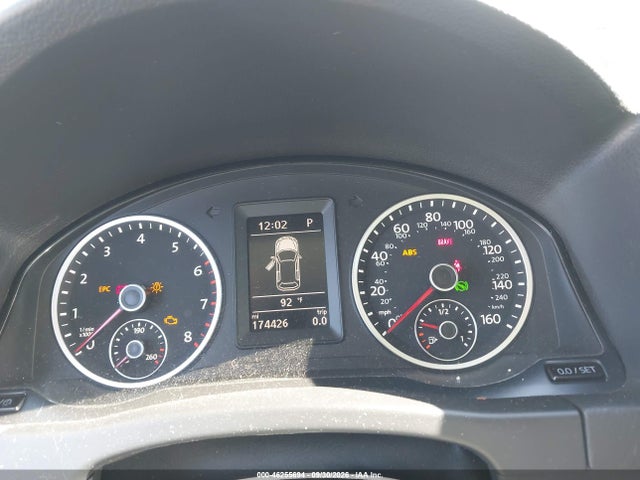 46255694 :رقم المزاد ، WVGAV7AX8HK002164 vin ، 2017 Volkswagen Tiguan 2.0t/2.0t S مزاد بيع
