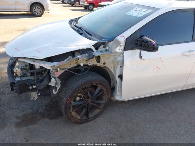 Toyota COROLLA SE 2018 5YFBURHE4JP763793 Image 12