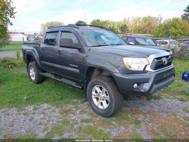 2015 Toyota Tacoma Base V6 მანქანა იყიდება აუქციონზე, vin: 3TMLU4EN0FM176369, აუქციონის ნომერი: 46255724