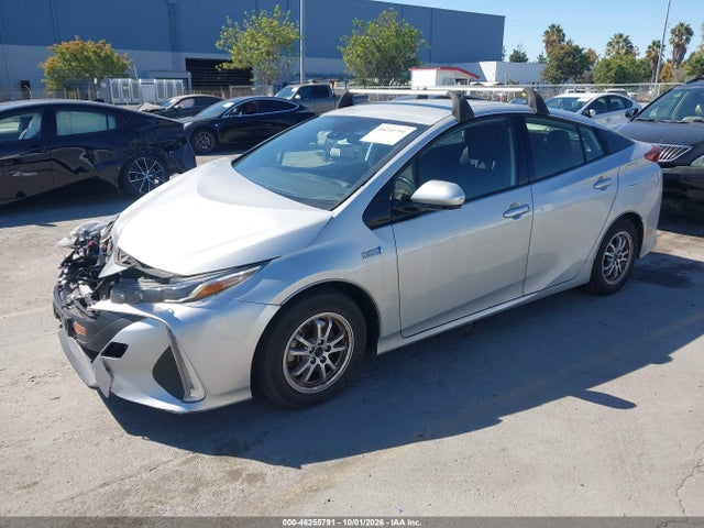 Продаж на аукціоні авто 2020 Toyota Prius Prime Le, vin: JTDKARFP6L3140328, номер лоту: 46255791