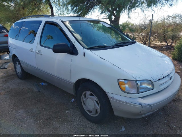 46255841 :رقم المزاد ، 4T3ZF13C9YU190650 vin ، 2000 Toyota Sienna Xle مزاد بيع