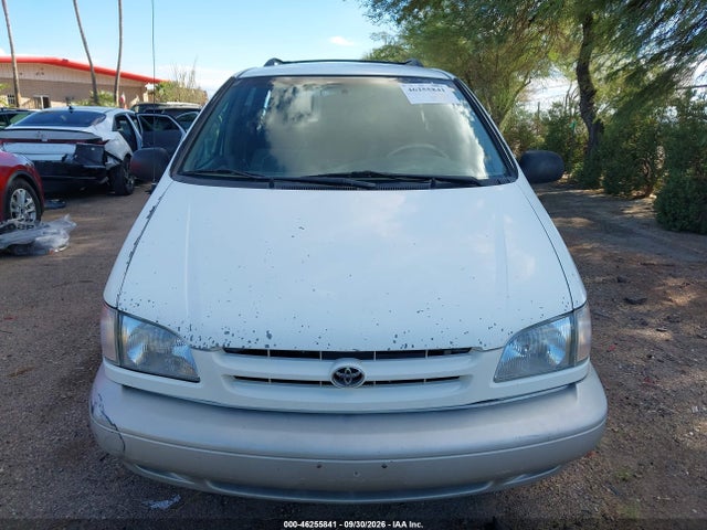 46255841 :رقم المزاد ، 4T3ZF13C9YU190650 vin ، 2000 Toyota Sienna Xle مزاد بيع