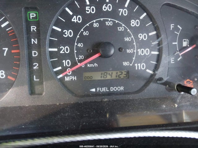 46255841 :رقم المزاد ، 4T3ZF13C9YU190650 vin ، 2000 Toyota Sienna Xle مزاد بيع