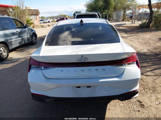 5NPLS4AG9NH063313 Hyundai ELANTRA SEL