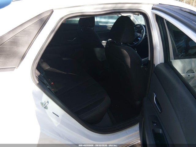 5NPLS4AG9NH063313 Hyundai ELANTRA SEL