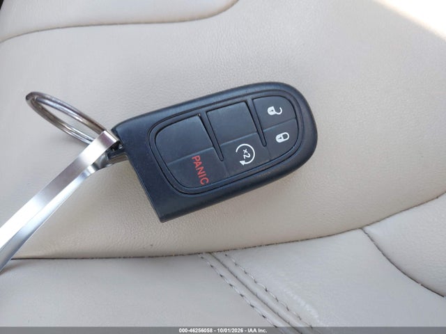 46256058 :رقم المزاد ، 1C4PJLDB3FW696089 vin ، 2015 Jeep Cherokee Limited مزاد بيع