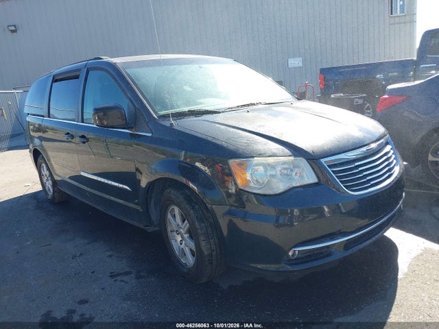 46256063 :رقم المزاد ، 2A4RR5DG9BR687595 vin ، 2011 Chrysler Town & Country Touring مزاد بيع