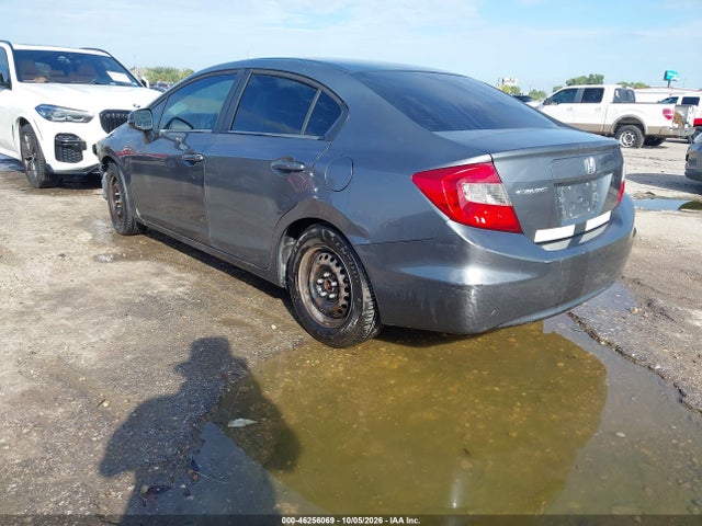 2012 Honda Civic Lx მანქანა იყიდება აუქციონზე, vin: 2HGFB2F56CH317642, აუქციონის ნომერი: 46256069