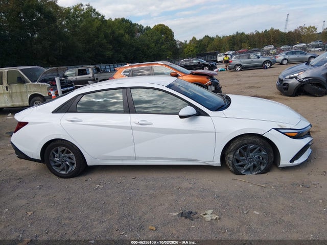 2026 Hyundai Elantra Hybrid Blue მანქანა იყიდება აუქციონზე, vin: KMHLM4DJ7TU191890, აუქციონის ნომერი: 46256109