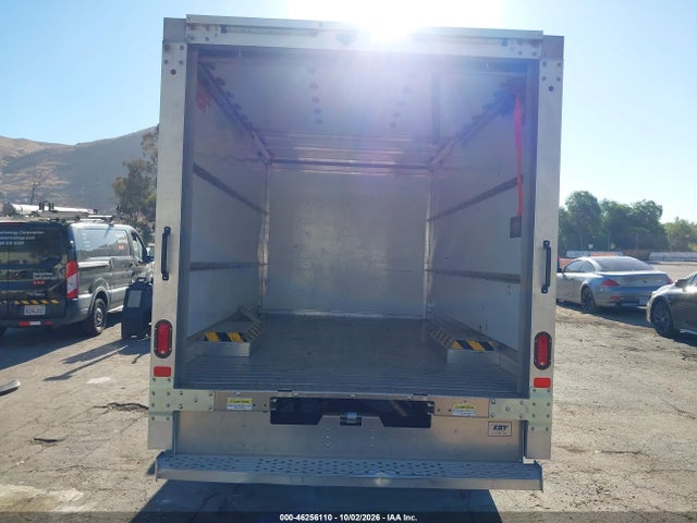 2025 Chevrolet Express Cutaway Work Van მანქანა იყიდება აუქციონზე, vin: 1HA0GSF79SN002732, აუქციონის ნომერი: 46256110