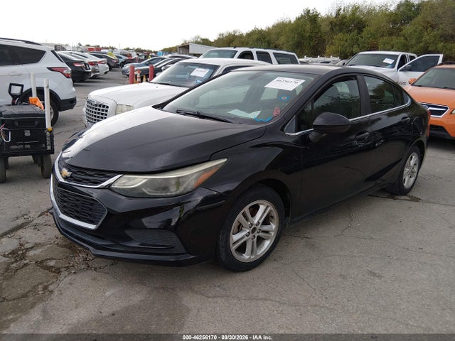 Chevrolet Cruze Lt Auto 2017 1G1BE5SM7H7112426 Image 2