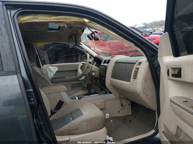 46256307 :رقم المزاد ، 1FMCU93128KC45209 vin ، 2008 Ford Escape Xlt مزاد بيع