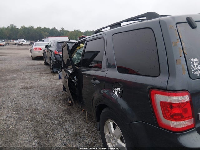 46256307 :رقم المزاد ، 1FMCU93128KC45209 vin ، 2008 Ford Escape Xlt مزاد بيع