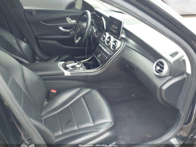 2016 Mercedes-benz C 300 მანქანა იყიდება აუქციონზე, vin: 55SWF4JB9GU167970, აუქციონის ნომერი: 46256481