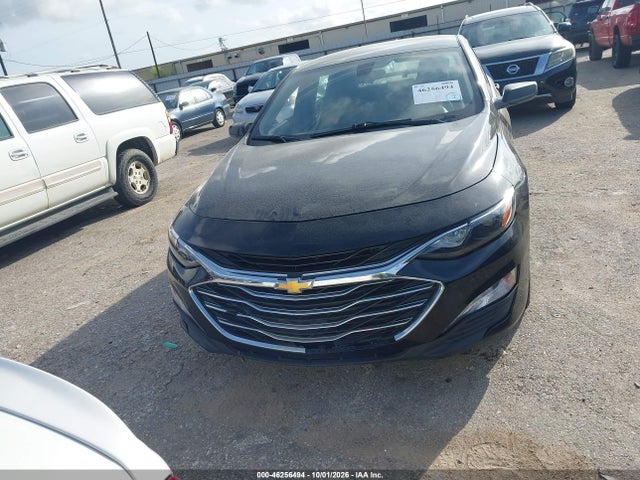 46256494 :رقم المزاد ، 1G1ZD5ST3NF110327 vin ، 2022 Chevrolet Malibu Fwd Lt مزاد بيع