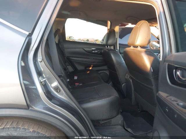 2018 Nissan Rogue Sl მანქანა იყიდება აუქციონზე, vin: 5N1AT2MT0JC810137, აუქციონის ნომერი: 46256617