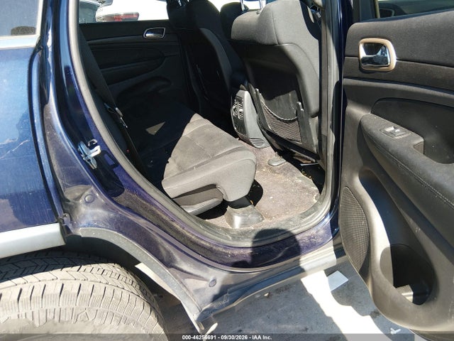 Продажа на аукционе авто 2017 Jeep Grand Cherokee Laredo 4x4, vin: 1C4RJFAG8HC951334, номер лота: 46256691