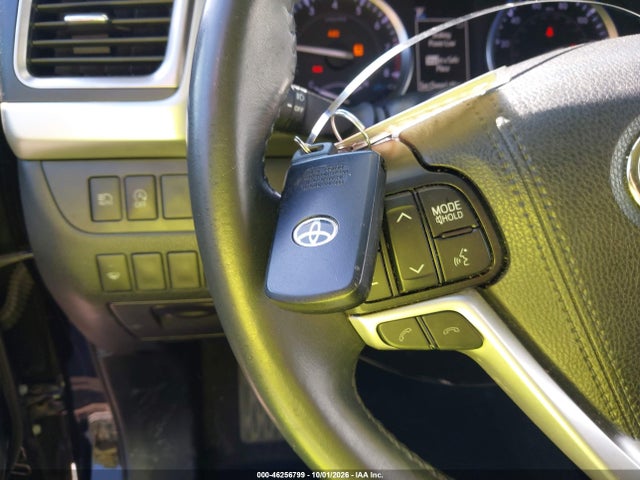 Продаж на аукціоні авто 2019 Toyota Highlander Xle, vin: 5TDKZRFH2KS360709, номер лоту: 46256799