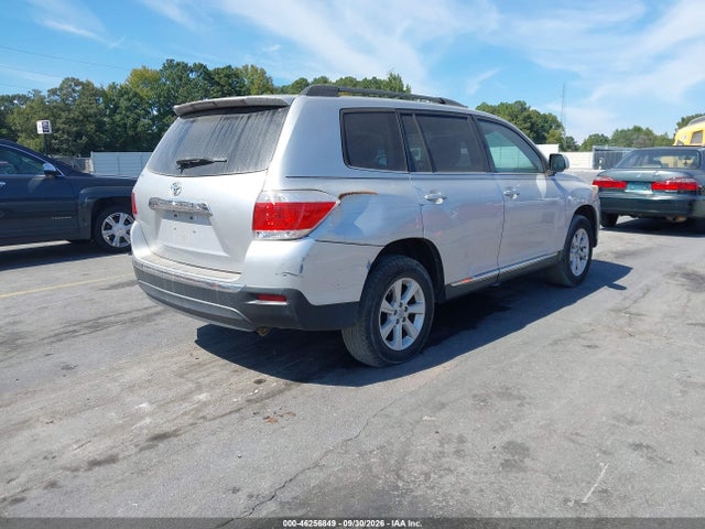 46256849 :رقم المزاد ، 5TDZA3EH6BS022044 vin ، 2011 Toyota Highlander Se مزاد بيع