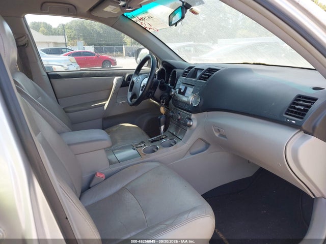46256849 :رقم المزاد ، 5TDZA3EH6BS022044 vin ، 2011 Toyota Highlander Se مزاد بيع