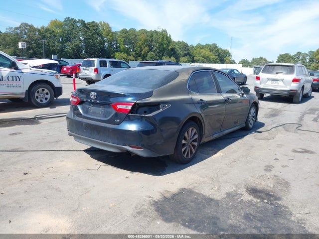 Продаж на аукціоні авто 2018 Toyota Camry Le, vin: 4T1B11HK6JU537852, номер лоту: 46256901