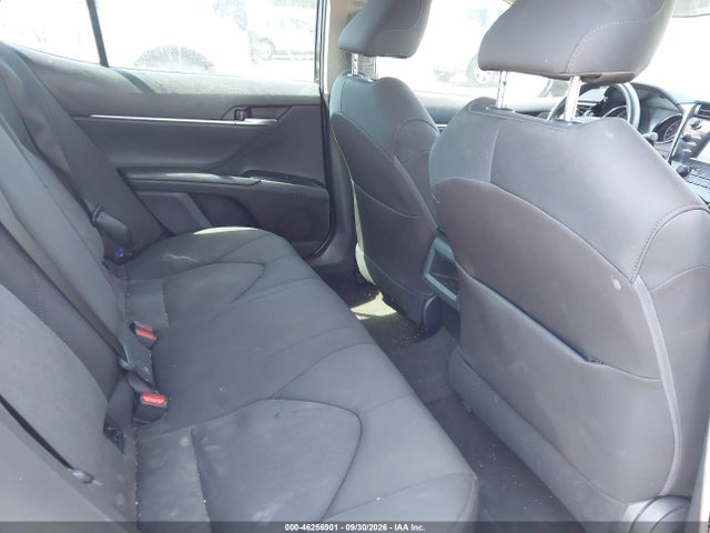 Продаж на аукціоні авто 2018 Toyota Camry Le, vin: 4T1B11HK6JU537852, номер лоту: 46256901