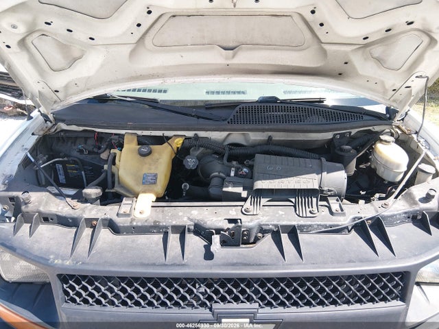 46256930 :رقم المزاد ، 1GCWGGCA8B1126851 vin ، 2011 Chevrolet Express 2500 Work Van مزاد بيع