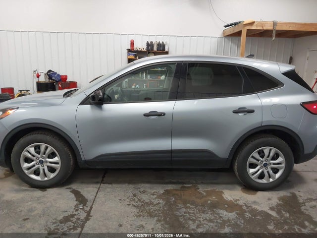 Продажа на аукционе авто 2022 Ford Escape S, vin: 1FMCU9F65NUA92025, номер лота: 46257011