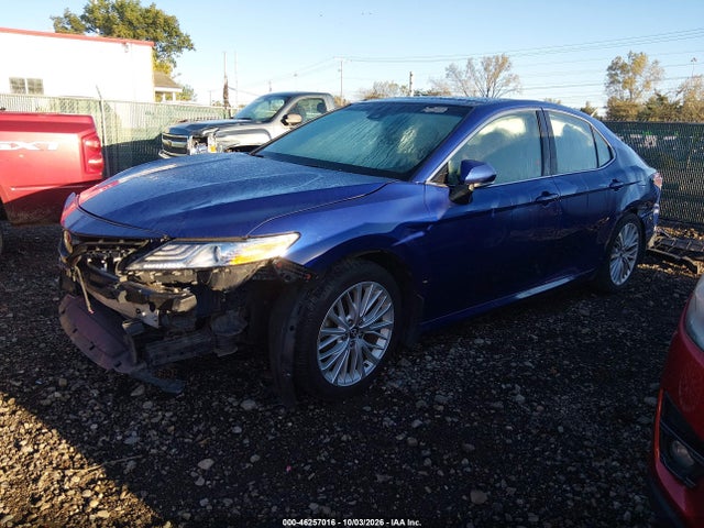 46257016 :رقم المزاد ، 4T1BZ1HK7JU501967 vin ، 2018 Toyota Camry Xle V6 مزاد بيع
