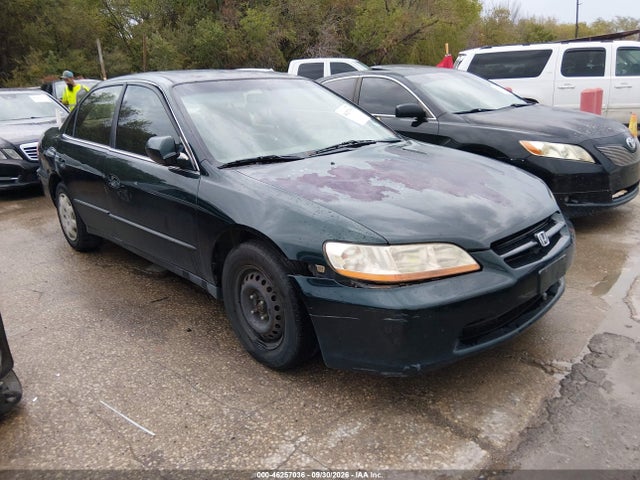 46257036 :رقم المزاد ، JHMCG5644YC010040 vin ، 2000 Honda Accord 2.3 Lx مزاد بيع