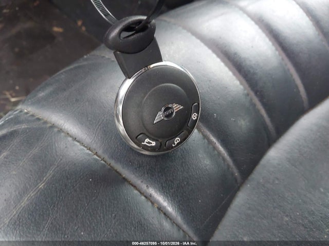 2010 Mini Cooper S მანქანა იყიდება აუქციონზე, vin: WMWMS3C5XATZ85280, აუქციონის ნომერი: 46257095