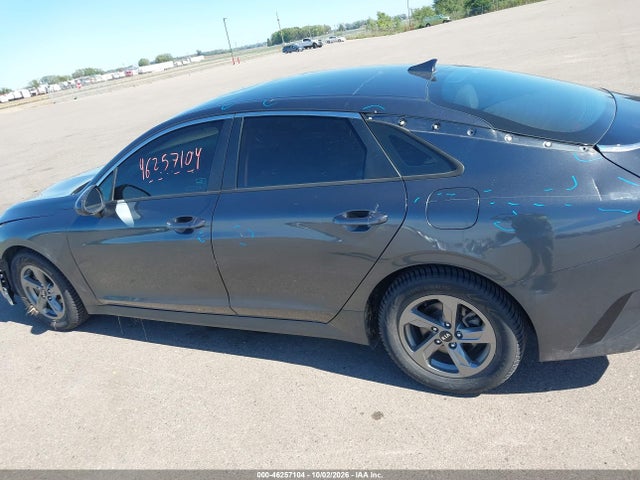 2021 Kia K5 Lxs მანქანა იყიდება აუქციონზე, vin: 5XXG14J26MG046679, აუქციონის ნომერი: 46257104