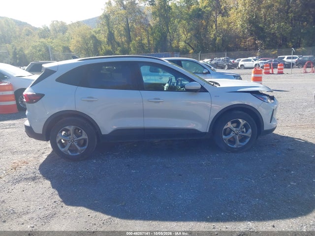 Продажа на аукционе авто 2025 Ford Escape St-line Select, vin: 1FMCU9NA5SUB30967, номер лота: 46257141