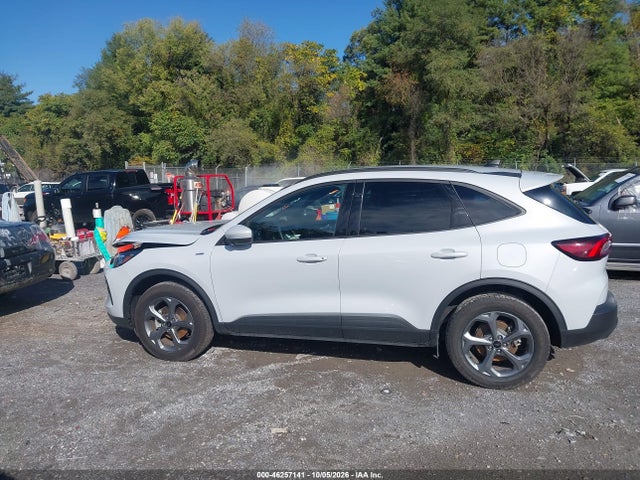Продажа на аукционе авто 2025 Ford Escape St-line Select, vin: 1FMCU9NA5SUB30967, номер лота: 46257141